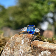 Load image into Gallery viewer, Stunning Royal Blue Ceylon Sapphire and Diamond Ring in 18ct Gold