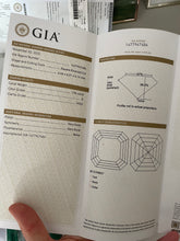 Load image into Gallery viewer, Stunning Asscher Cut Diamond Ring in 18ct Yellow Gold