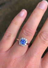 Load image into Gallery viewer, Stunning 1.23 Carat Cornflower Blue Ceylon Sapphire and Diamond Cluster Ring in Platinum