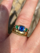 Load image into Gallery viewer, Fine Sapphire and Emerald Ring in 18ct Yellow Gold
