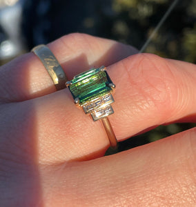 Fine Tourmaline and Diamond Ring in 18ct Yellow Gold