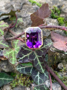 10 Carat Natural Amethyst Cocktail ring in 9ct Yellow Gold