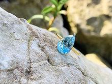 Load image into Gallery viewer, Lovely 3.28 Carat, Pear-Shaped Natural Aquamarine Solitaire Ring
