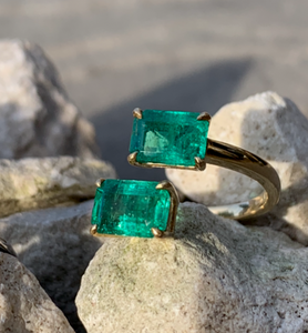 Emerald Torque Ring in 18ct Gold